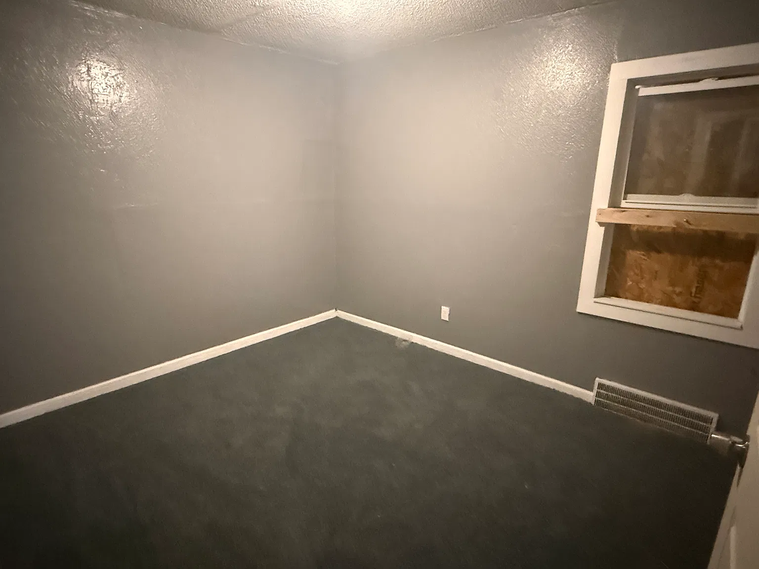 3 bed, 1717 sqft, $1,294 — Photo 4