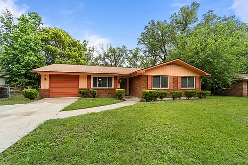 6 Monica Blvd Photo 1