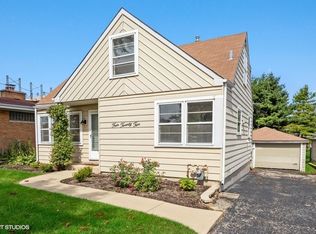 422 Prairie Ave, Downers Grove, IL 60515