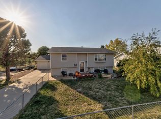 1145 Ennen Dr, Rapid City, SD 57703