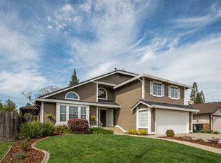 1437 Deerfield Cir, Roseville, CA 95747