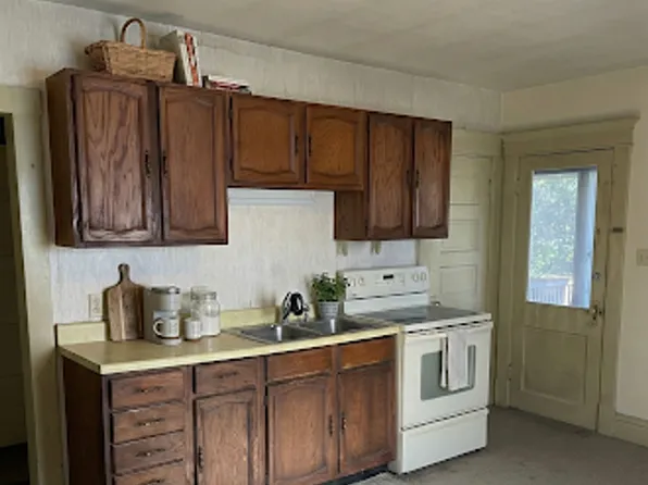 723 - 723 1/2 South St, 723 1/2 South St #723-1/2, Waterloo, IA 50701