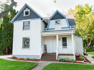 140 Windsor St, Sun Prairie, WI 53590