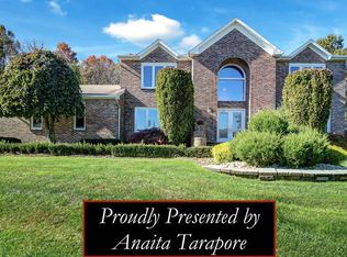 22 Dunn Dr, Marlboro, NJ 07746