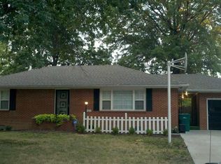 4015 SW Holly Ln, Topeka, KS 66604