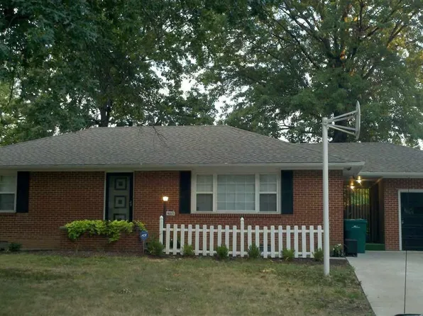 4015 SW Holly Ln, Topeka, KS 66604