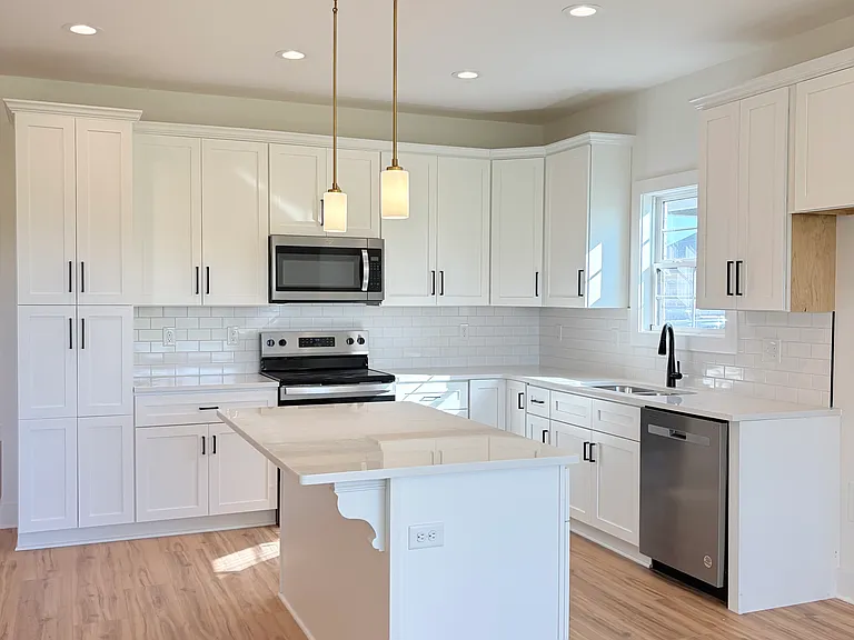 5369 Crocus Dr — Photo 6