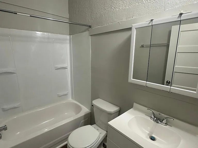 355 Goodrich St #A — Photo 7