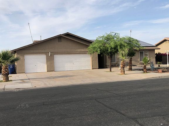 3rd image of 6072 E 40th Ln