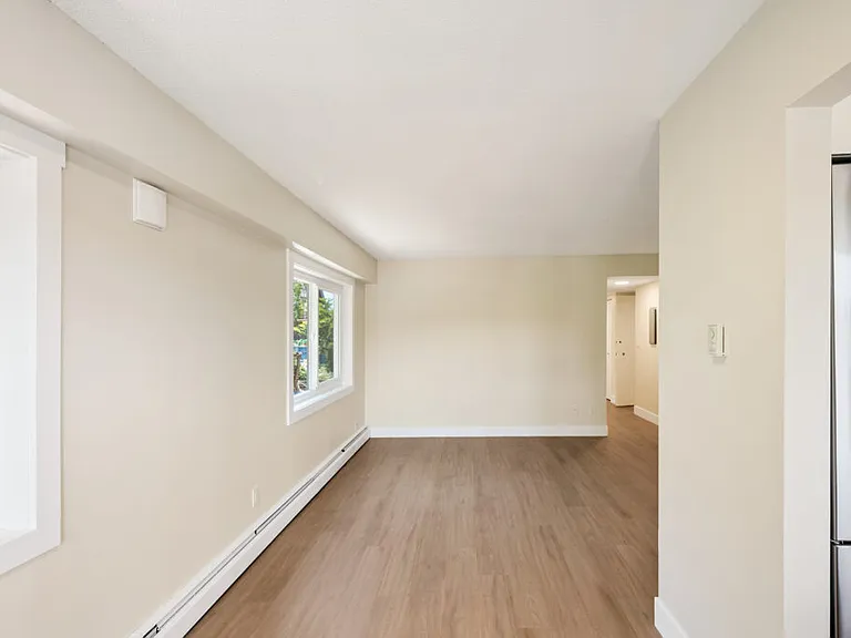 435 Lampson St #203 — Photo 31