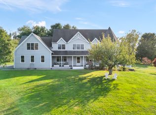 11 E Scard Rd, Wallingford, CT 06492