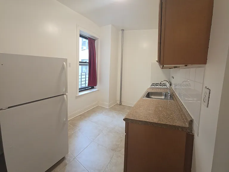 19839 32nd Ave #B6 — Photo 11