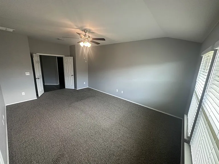 2403 Elba Dr — Photo 13