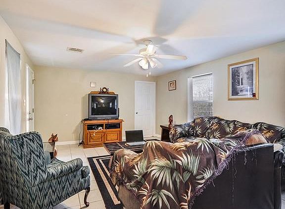 3rd image of 1133 Estalote Ave