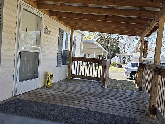 2nd image of 11 Fair Oaks Dr