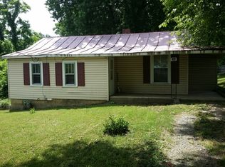 241 Ward St, Salem, VA 24153