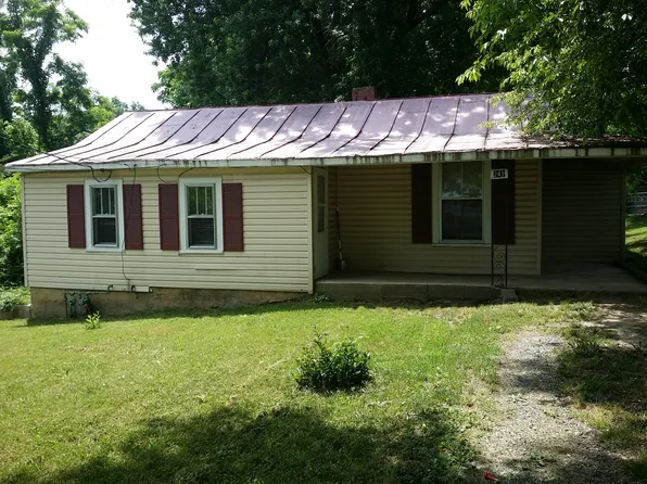 241 Ward St, Salem, VA 24153