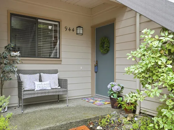 944 Via Casitas, Greenbrae, CA 94904