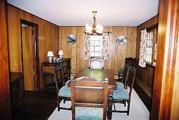 4th image of 24 Midwood Dr