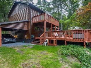 2132 Bridge Side Dr, East Stroudsburg, PA