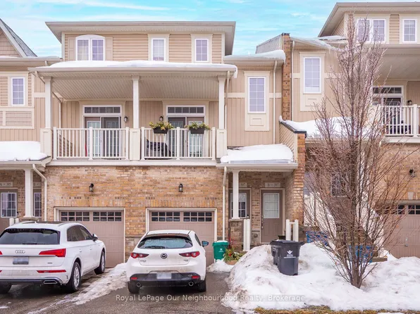 397 Westwood Dr #B, Kitchener, ON N2M 0B5