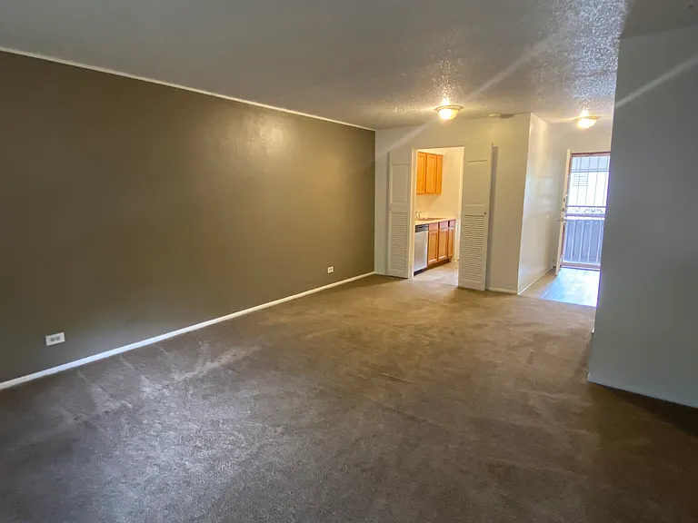 2301 E Fremont Ave #U9 — Photo 37