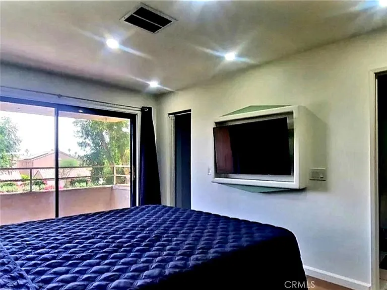 467 S Calle El Segundo #D3 — Photo 9
