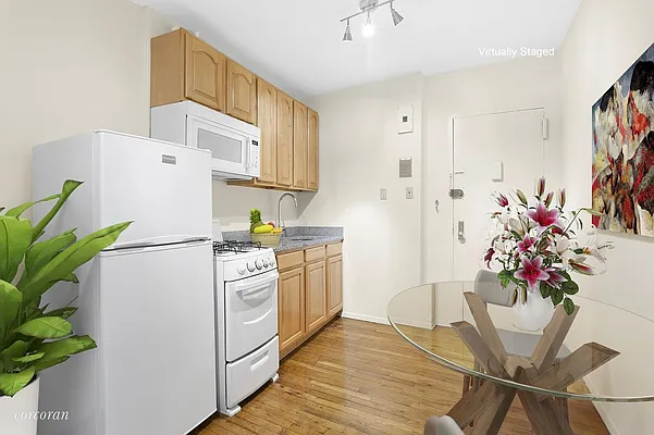 Rented by Corcoran | media 5