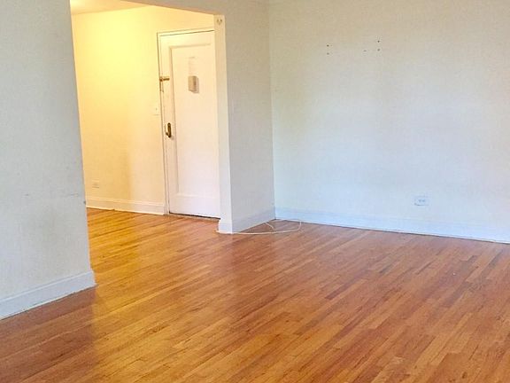 5th image of 86 Midland Pkwy #1