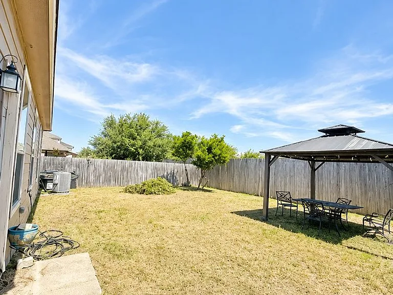 15322 Saber Point — Photo 14