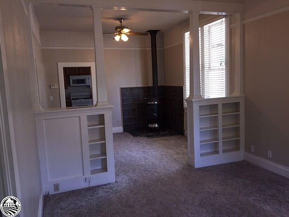 2nd image of 643 Barretta St