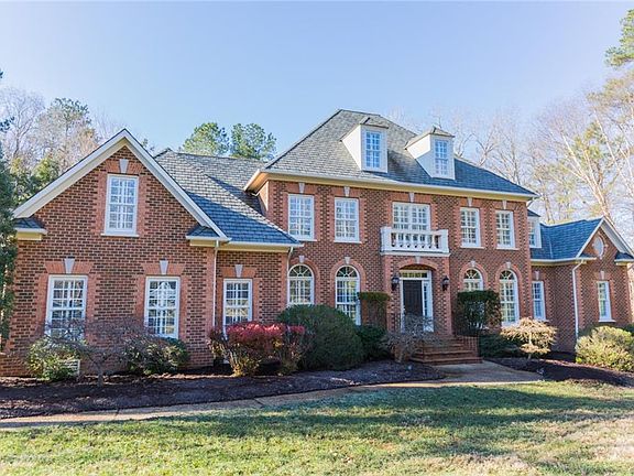 3rd image of 2412 Lastingham Dr