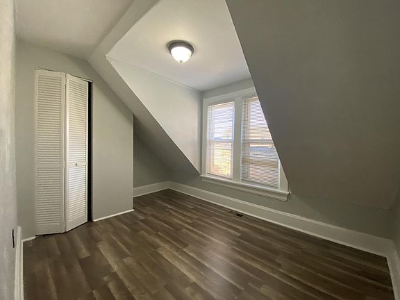3rd image of 1731 N Kimball Ave #3