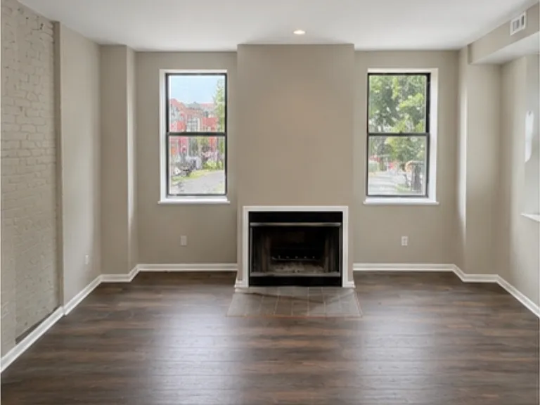 811 Russell Blvd #2F — Photo 5