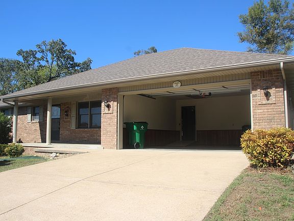 2nd image of 69 Abby Ln