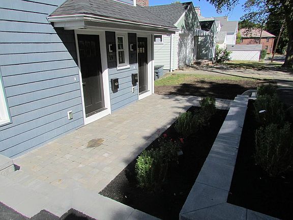 2nd image of 17 Taft St #2