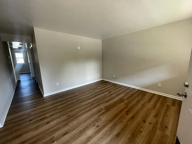 719 Marvin Ave — Photo 4