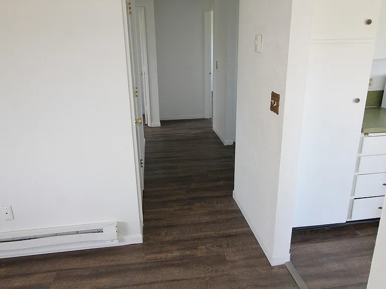 4831 Darwin Pl — Photo 8