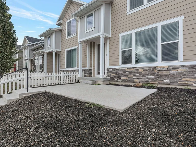 13178 S Blythswood Ln — Photo 23