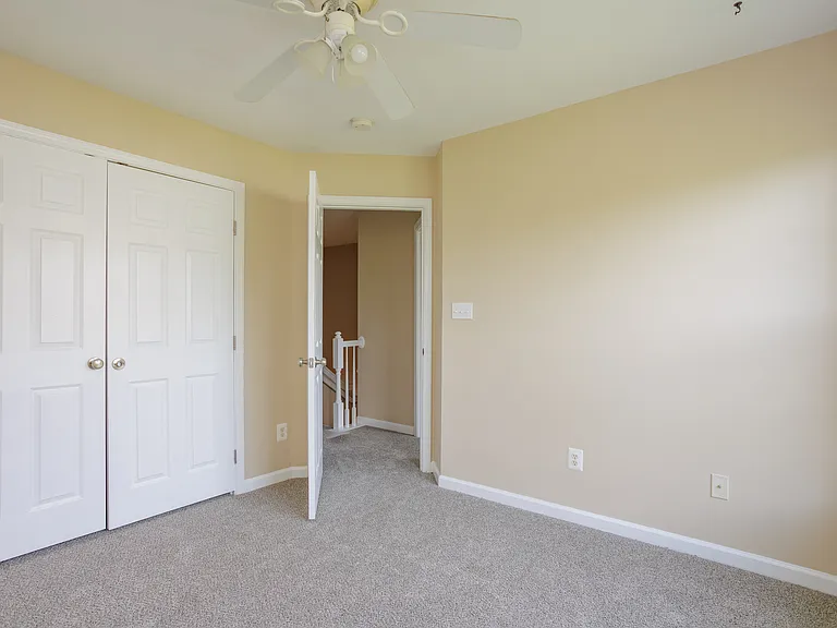 500 Monroe Point Dr — Photo 20