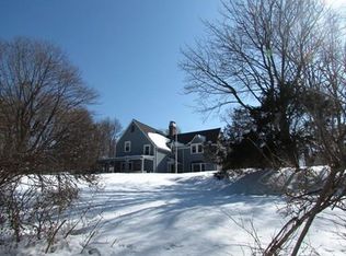 15 South Ln, Hingham, MA 02043