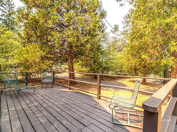 3rd image of 53609 Country Club Dr