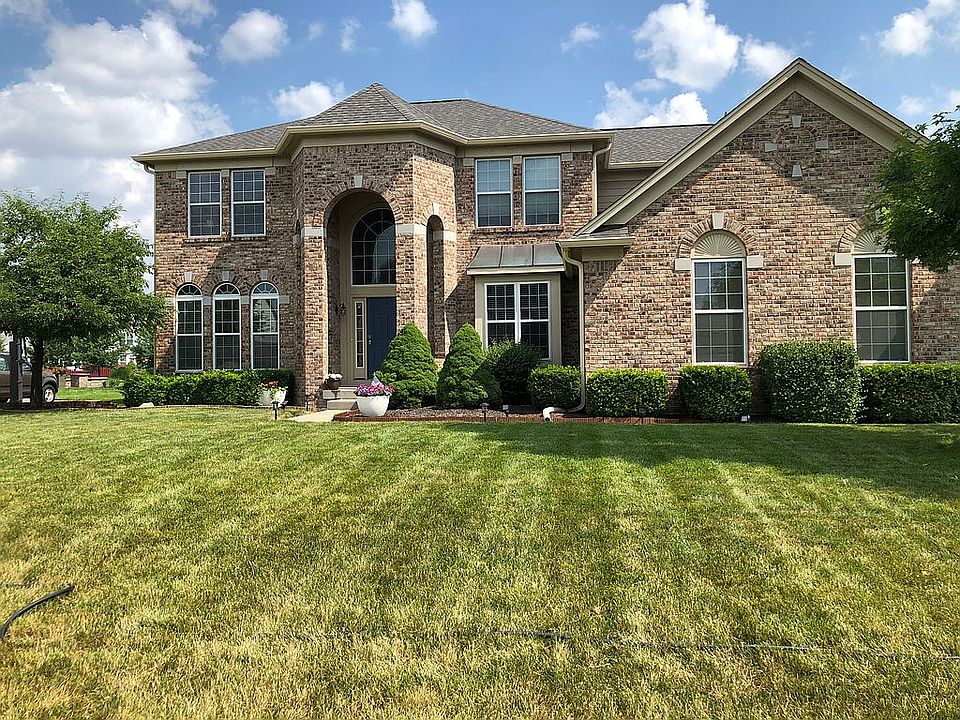 1st image of 3772 Castle Rock Dr