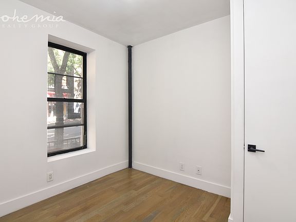 2nd image of 504 W 159th St APT 1B