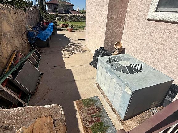 5th image of 1281 Michelangelo Dr