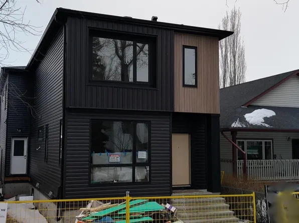 10352/10354 147th St NW, Edmonton, AB T5N 3C5