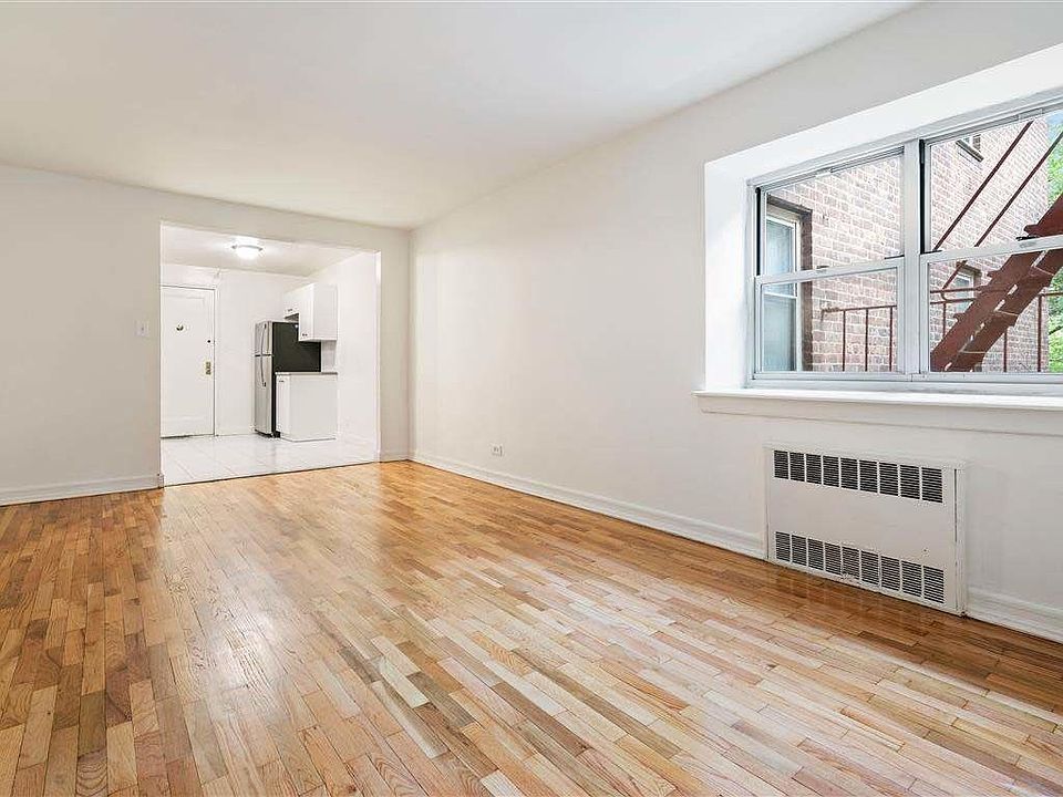 1st image of 13530 82nd Dr APT 3M