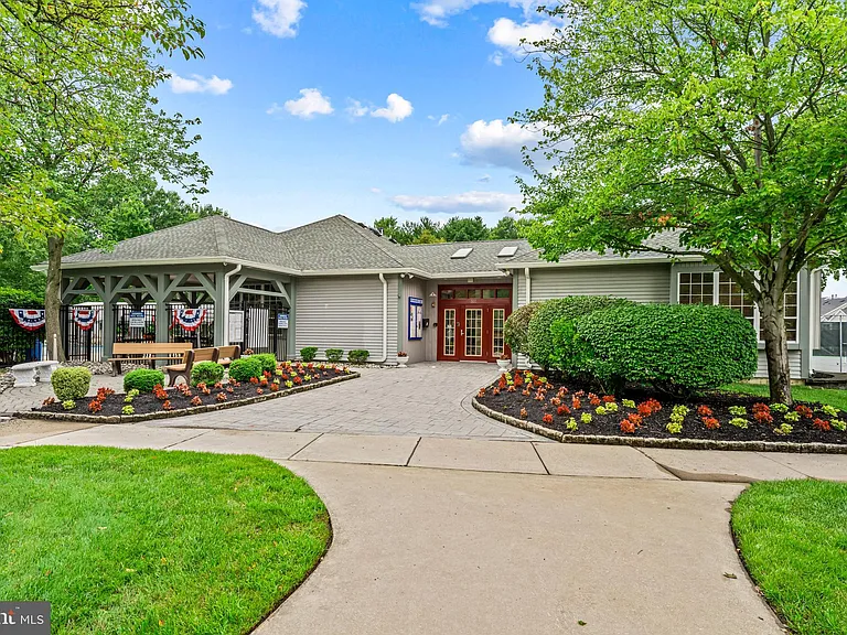 3520 Neils Ct #B — Photo 32