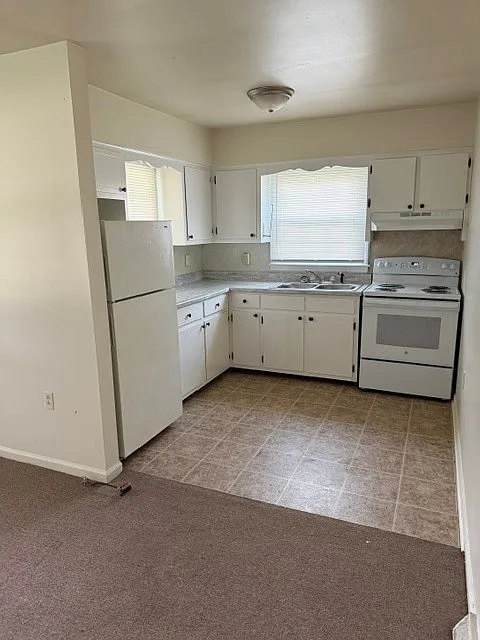 2 bed, $895 — Photo 4
