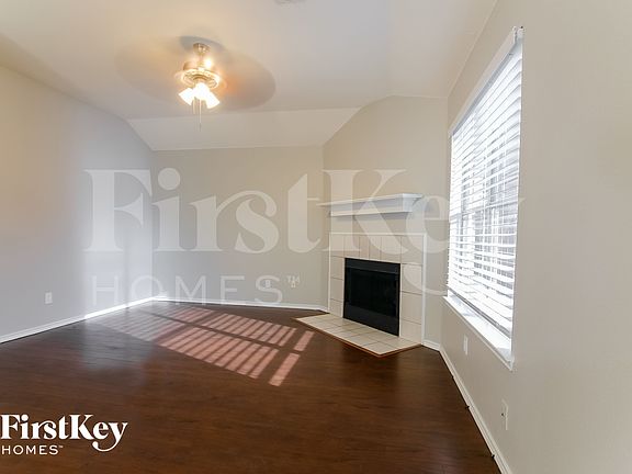 2nd image of 1723 Ryanfeld Dr
